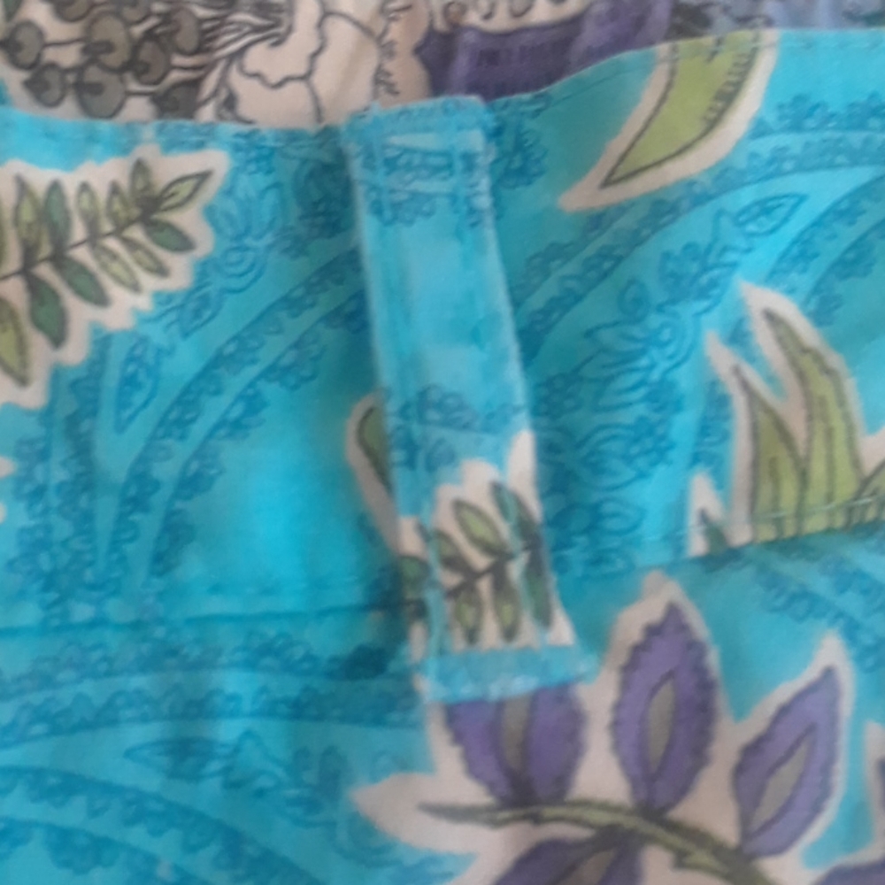 Capris - Picture 7 of 7